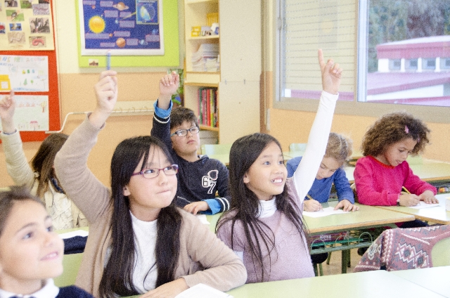 誠之小学校に越境入学は可能？