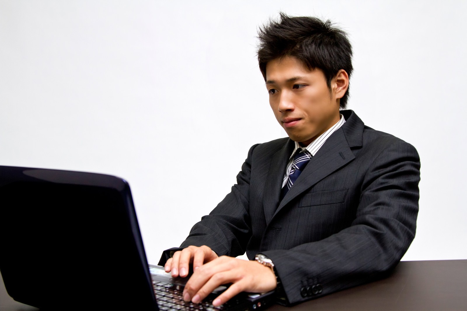 競売の価格は市場価格の５６％なの？